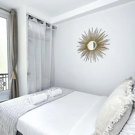 Comfortable Family Flat In Parigi